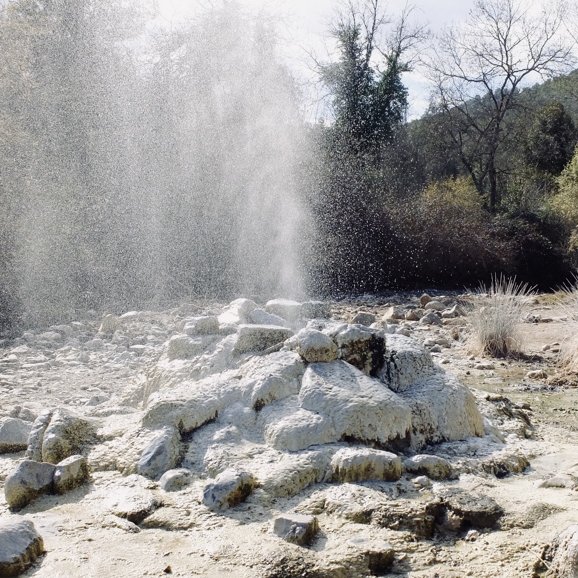 If nature relaxes you, choose to reach the Bollori geiser in Gambassi Terme by foot, by bicycle or on horseback,